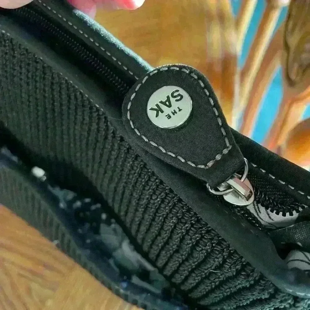 The Sak sak